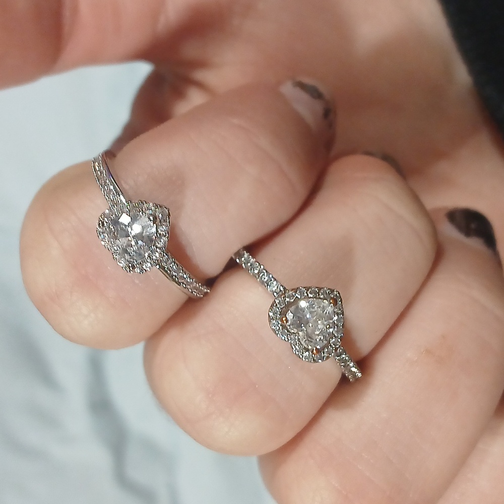 Cute Matching Heart Rings - Picture 3 of 3